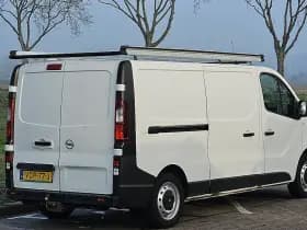 Opel Vivaro thumbnail 3