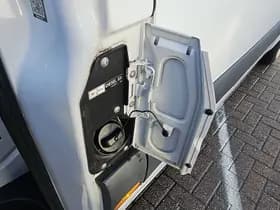 Mercedes-Benz Sprinter thumbnail 18