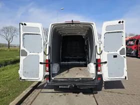 Volkswagen Crafter thumbnail 12