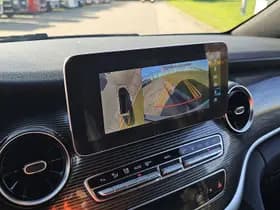 Mercedes-Benz Eqv thumbnail 19