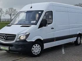 Mercedes-Benz Sprinter thumbnail 2