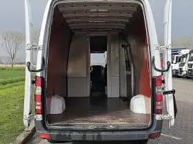 Mercedes-Benz Sprinter thumbnail 11