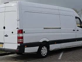 Mercedes-Benz Sprinter thumbnail 3
