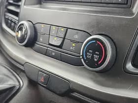 Ford Transit thumbnail 9