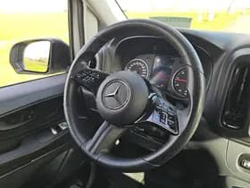 Mercedes-Benz Vito thumbnail 10