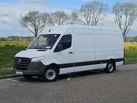 Mercedes-Benz Sprinter thumbnail 2