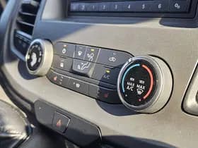 Ford Transit thumbnail 9