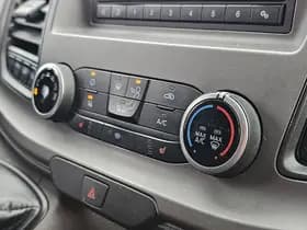 Ford Transit thumbnail 9