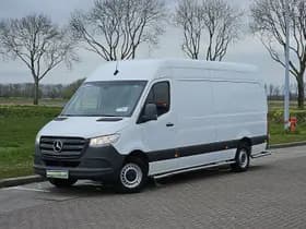 Mercedes-Benz Sprinter thumbnail 2