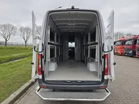 Mercedes-Benz Sprinter thumbnail 13