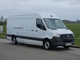 Mercedes-Benz Sprinter thumbnail 4