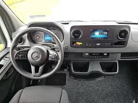 Mercedes-Benz Sprinter thumbnail 7
