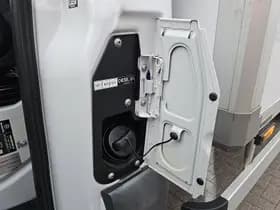 Mercedes-Benz Sprinter thumbnail 18