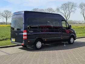 Mercedes-Benz Sprinter thumbnail 3