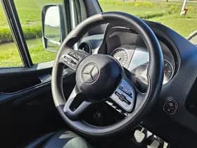 Mercedes-Benz Sprinter thumbnail 10