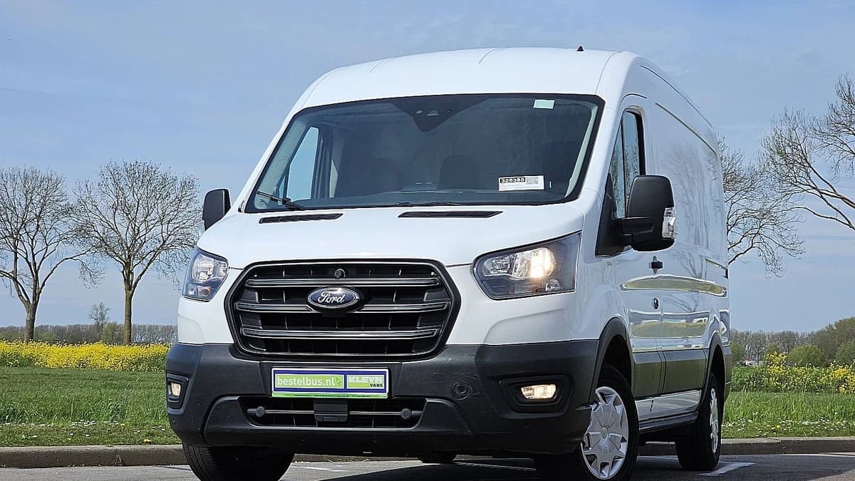 Ford Transit — foto 1