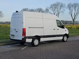 Mercedes-Benz Sprinter thumbnail 3