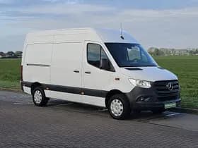 Mercedes-Benz Sprinter thumbnail 4