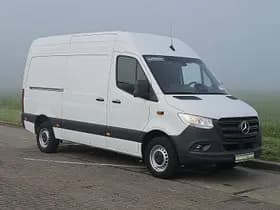 Mercedes-Benz Sprinter thumbnail 4