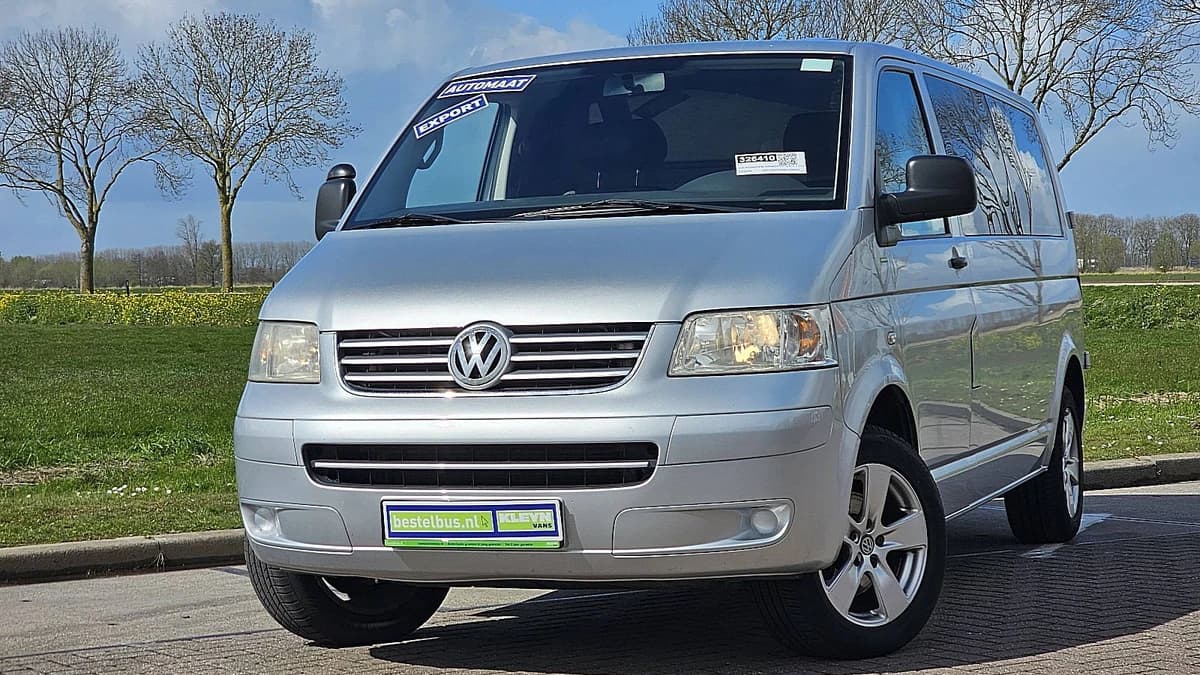 Volkswagen Transporter — foto 1