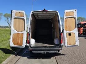 Mercedes-Benz Sprinter thumbnail 10