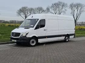 Mercedes-Benz Sprinter thumbnail 2