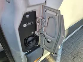 Mercedes-Benz Sprinter thumbnail 17