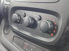 Opel Vivaro thumbnail 9