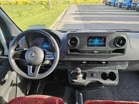 Mercedes-Benz Sprinter thumbnail 7