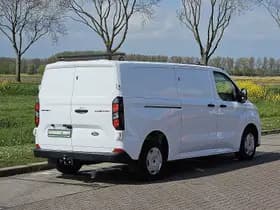 Ford Transit thumbnail 3