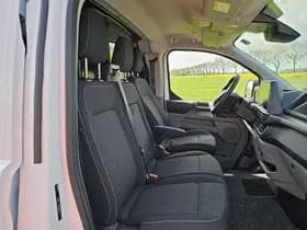 Ford Transit thumbnail 6