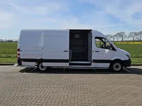 Mercedes-Benz Sprinter thumbnail 11