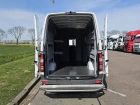 Mercedes-Benz Sprinter thumbnail 10