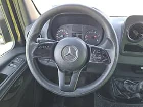 Mercedes-Benz Sprinter thumbnail 11