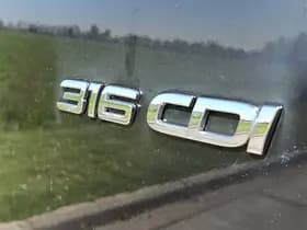 Mercedes-Benz Sprinter thumbnail 15