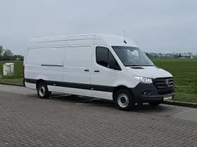 Mercedes-Benz Sprinter thumbnail 4