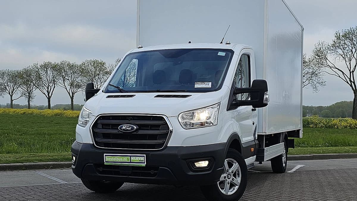 Ford Transit — foto 1