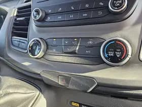 Ford Transit thumbnail 9