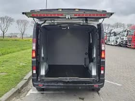 Opel Vivaro thumbnail 13