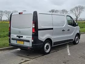 Opel Vivaro thumbnail 3