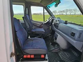 Mercedes-Benz 300 thumbnail 6