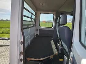 Mercedes-Benz 300 thumbnail 9