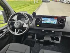 Mercedes-Benz Sprinter thumbnail 7