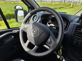 Opel Vivaro thumbnail 10
