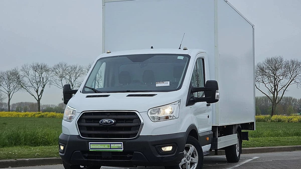 Ford Transit — foto 1