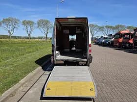 Mercedes-Benz Sprinter thumbnail 11