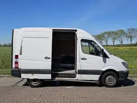 Mercedes-Benz Sprinter thumbnail 12