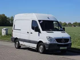 Mercedes-Benz Sprinter thumbnail 4