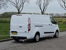 Ford Transit thumbnail 3
