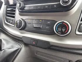 Ford Transit thumbnail 9